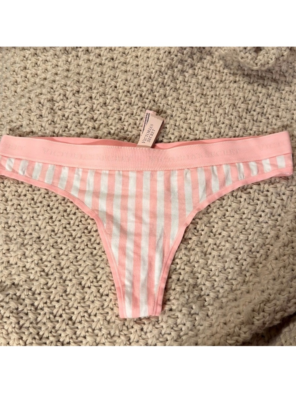 Size S NWT NWT VICTORIA'S SECRET PINK WHITE STRIPE LOGO